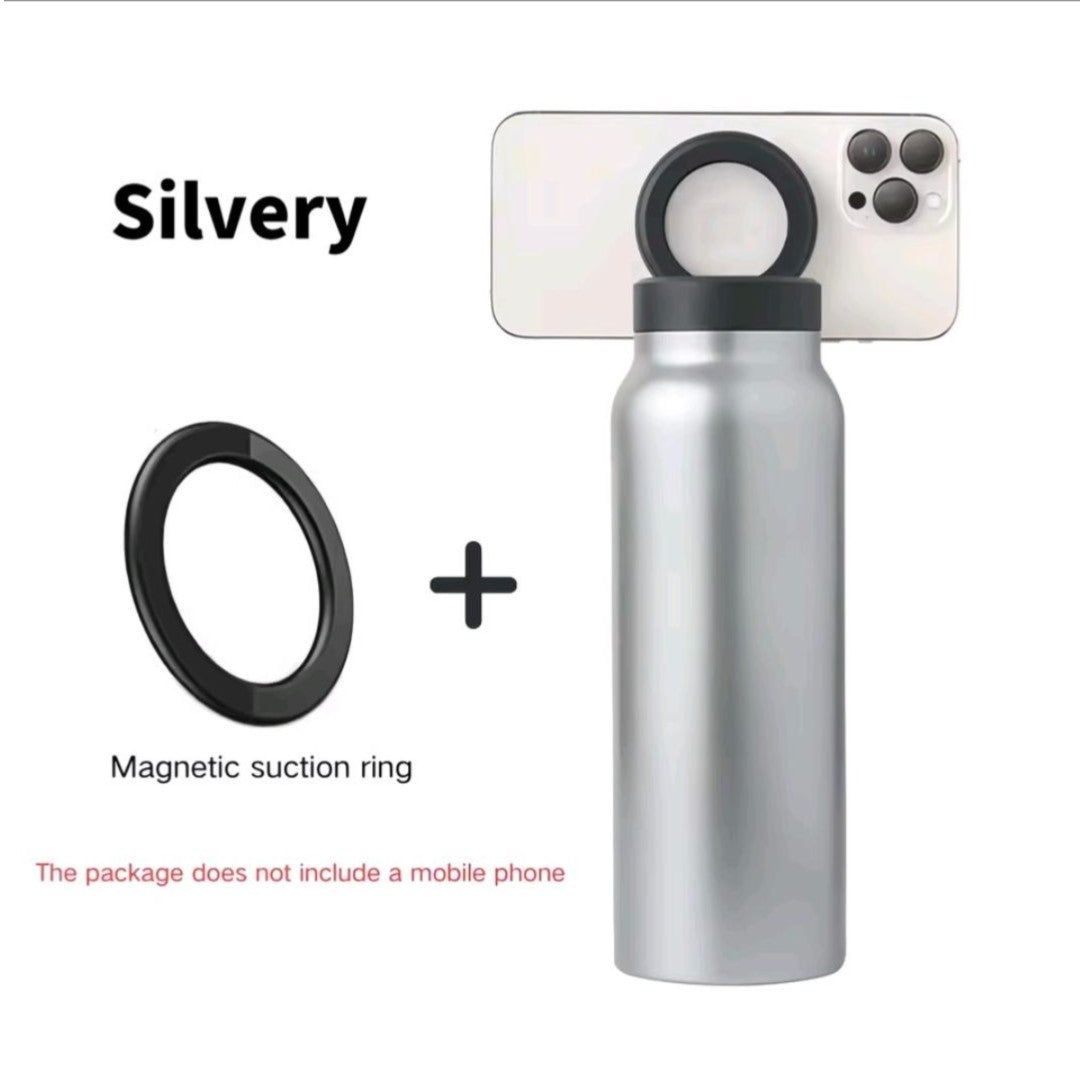 Drinks bottle with magnetic cap for phone